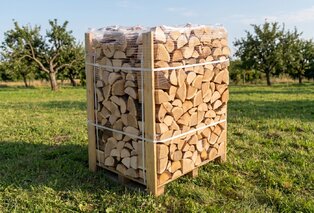 Suché palivové dřevo rovnané, smrk/borovice, délka 33 cm, 1,3 prmr