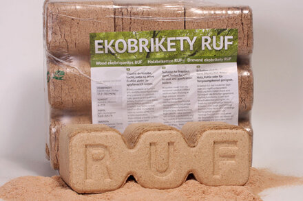 Dřevěné brikety RUF - salonky bukové, balené, 480 kg - foto 1