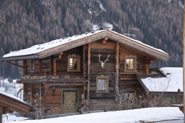 Titulní obrázek článku: Moderní chalupaření v novém rytmu aneb pelety v popředí